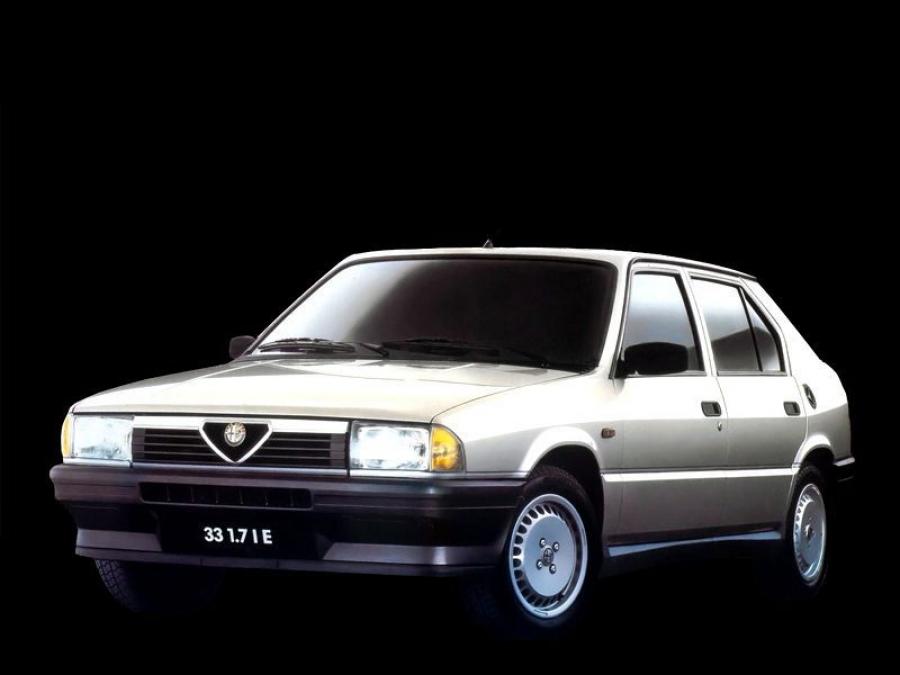  Alfa Romeo 33 1986 года  (фото 1 из 7)